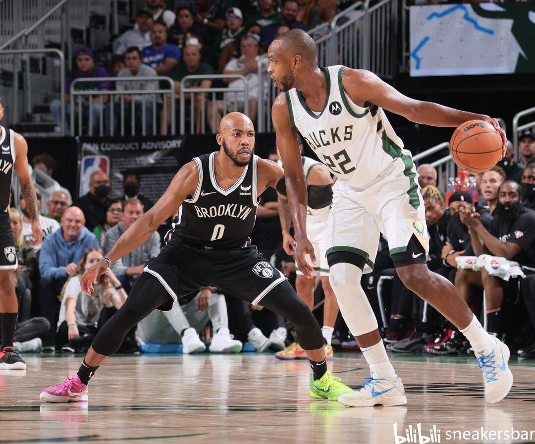 而教练在密 而教练在密